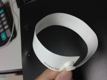 Подгонянная Wristband PVC Rfid Wristband UHF бирка устранимого Rfid умная